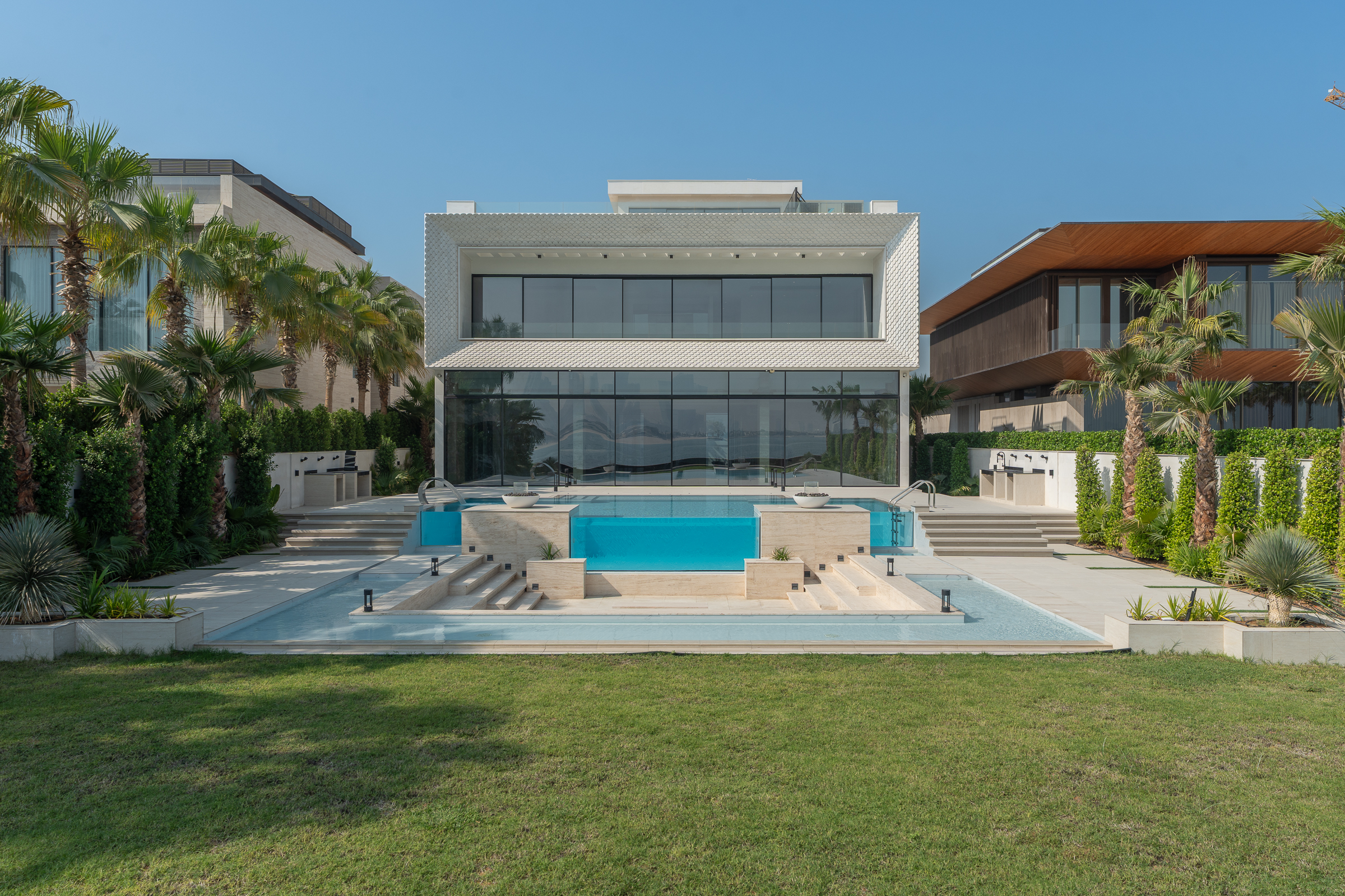 Jumeirah Islands Waterfront Villas for Sale